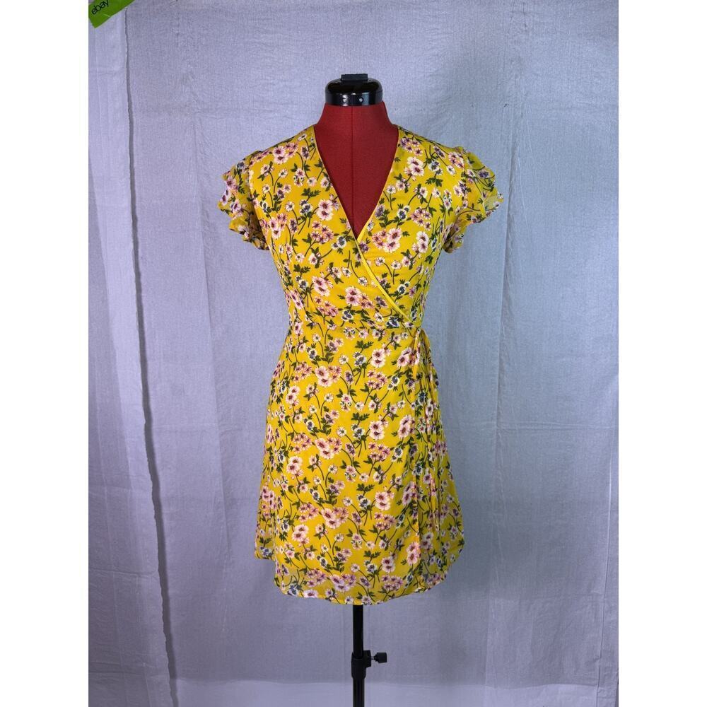 Harper Heritage Dora Yellow Floral Wrap Dress Size XS Summer Party Cocktail C710